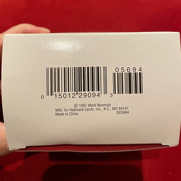 NIB rare Hallmark Keepsake “Snowshoe Rabbits in Winter” ornament - Picture 11 of 11